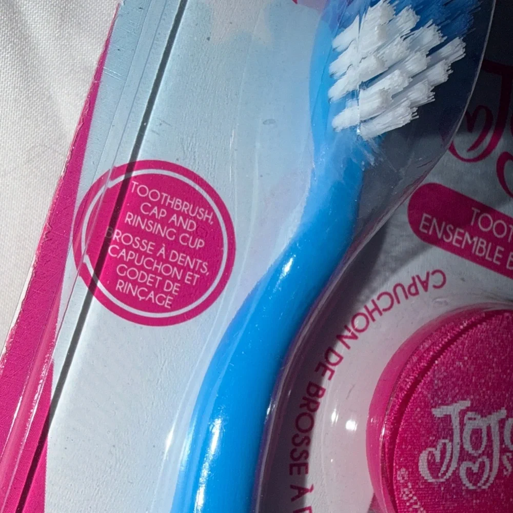 JoJo Siwa Blue Toothbrush and Colorful Cup Set‎
